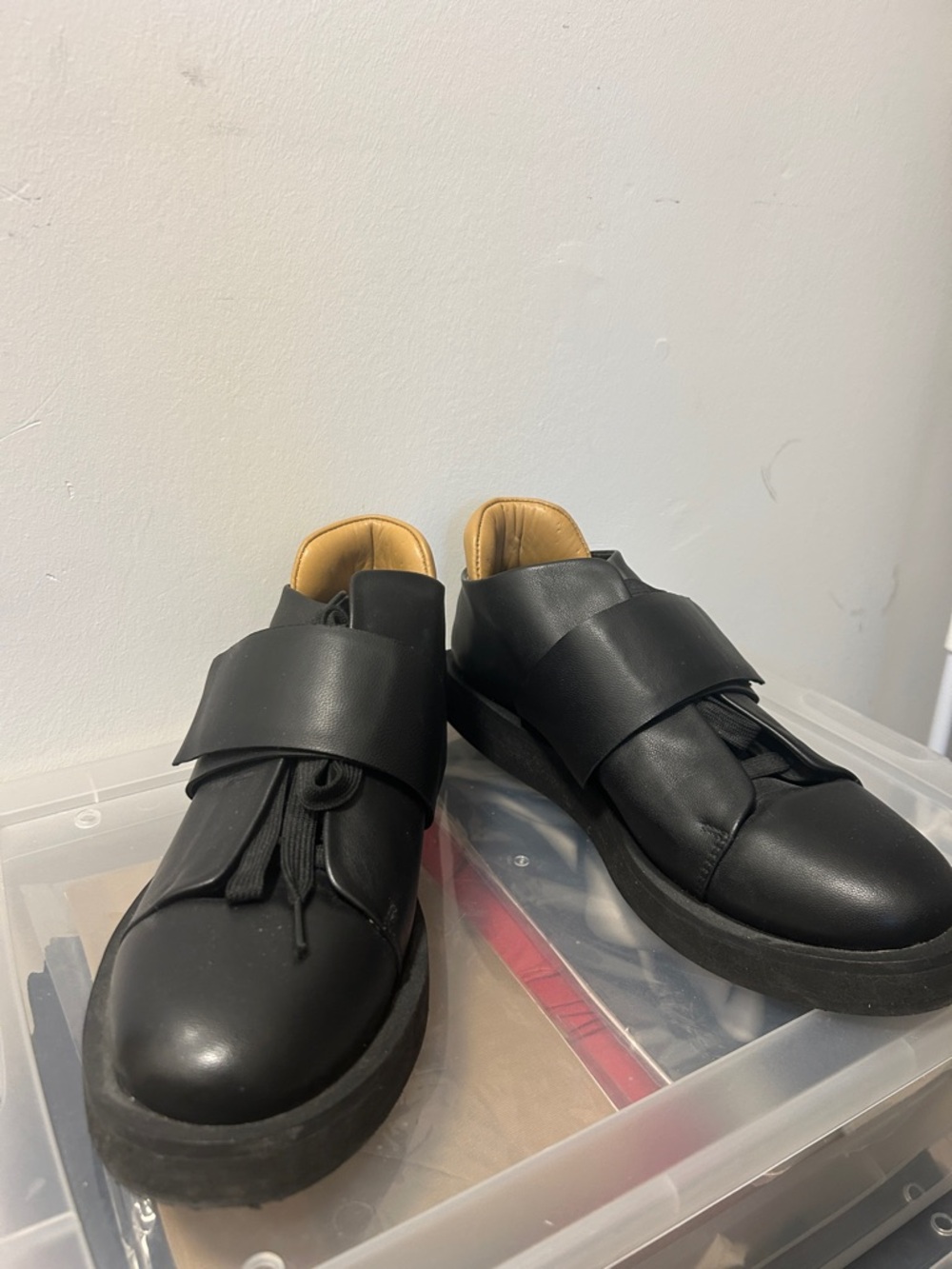 Unisex Black Leather Strap Sneakers
